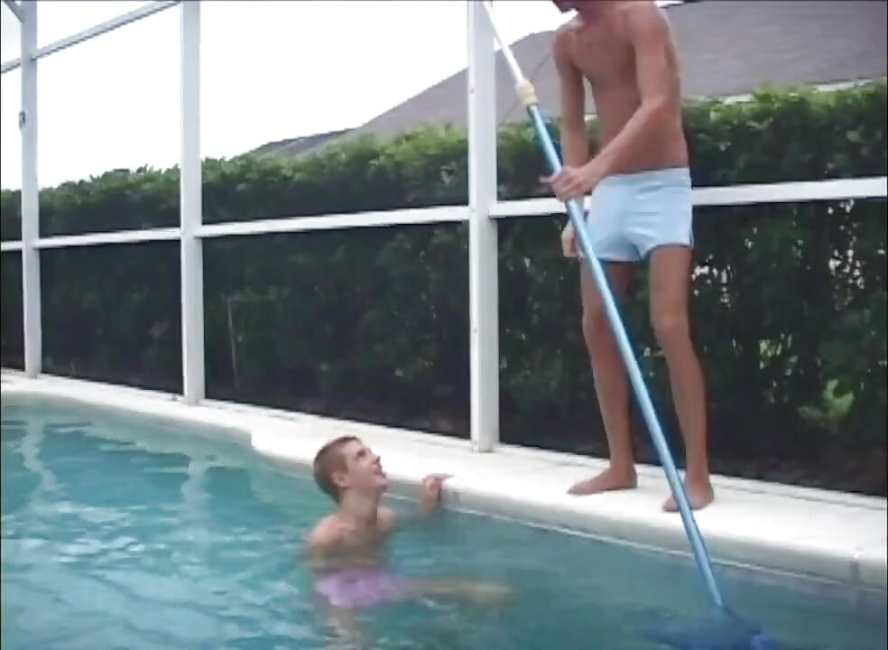 Twink 18 Yo Fucked Raw by Older Boy