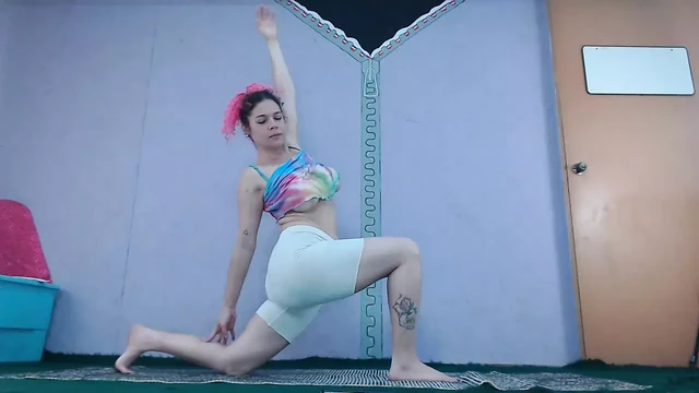 Yoga Beginner Livestream Flash Latina Big Tits