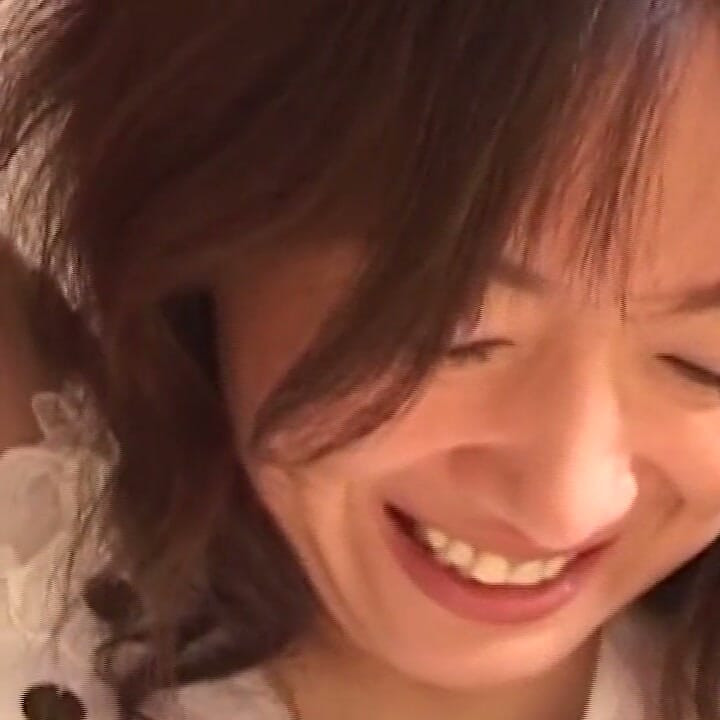 Brunette Asian MILF Enjoys Passionate Armpit Worship