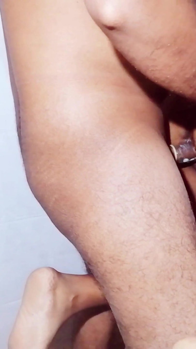 Marito appena sposato moglie mattina a pecorina sesso bollente hardcore | Clip 3