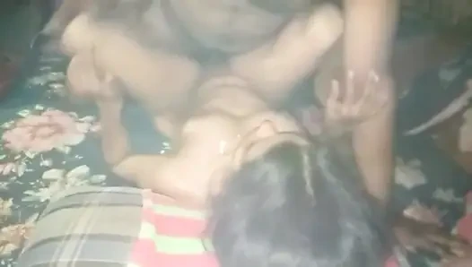 I made a bet with my girlfriend in this heat and fucked her for 30 minutes as I wanted