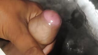 Masterbate 1 boy xHamster 🤤