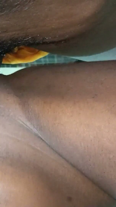 Soție indiancă infidelă se fute pentru 500 taka! Futai sexy de peste 18 ani | Clip 1