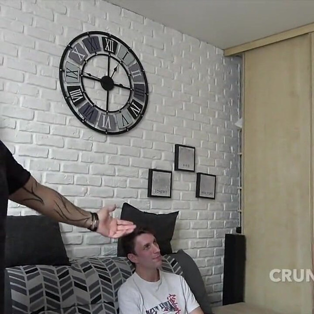 Hugo Tara трахнул Грубо Габриэль Роза