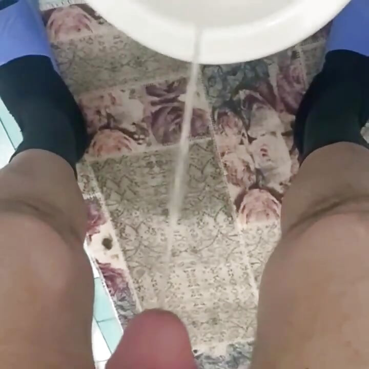 Turkish Hairy Cock Pee Video