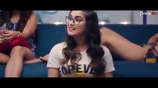 3 chicas guapas calientes y sexy follan con chico caliente (hindi)