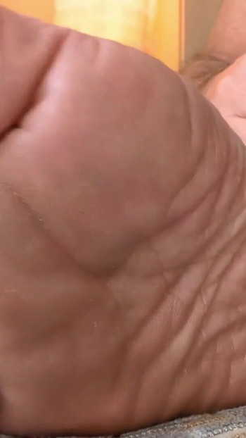 彼らの力に屈しろ |クリップ3