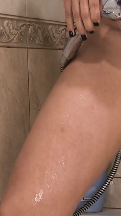 My Wife Cleans Her Butt Before Anal Sex. Enema. Ep 30631