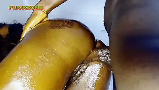 She's Twerking in My Fron, Got Turned on and Fuck Her and Cum Inside Her Pussy