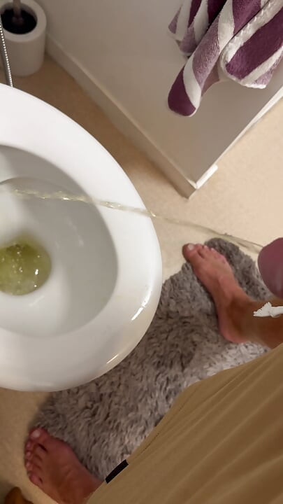 Horny and Piss