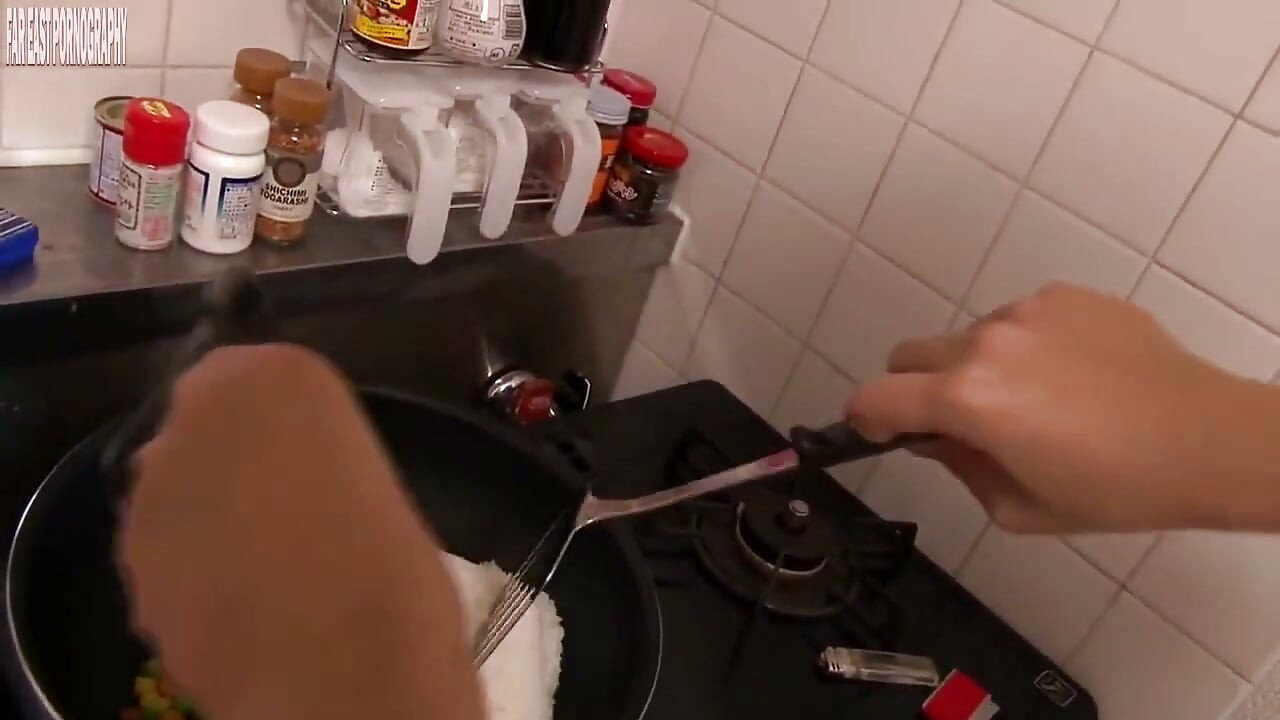 Yu Livrat la casa unui fan pentru o vizită personală exclusivă - Ep. 4
