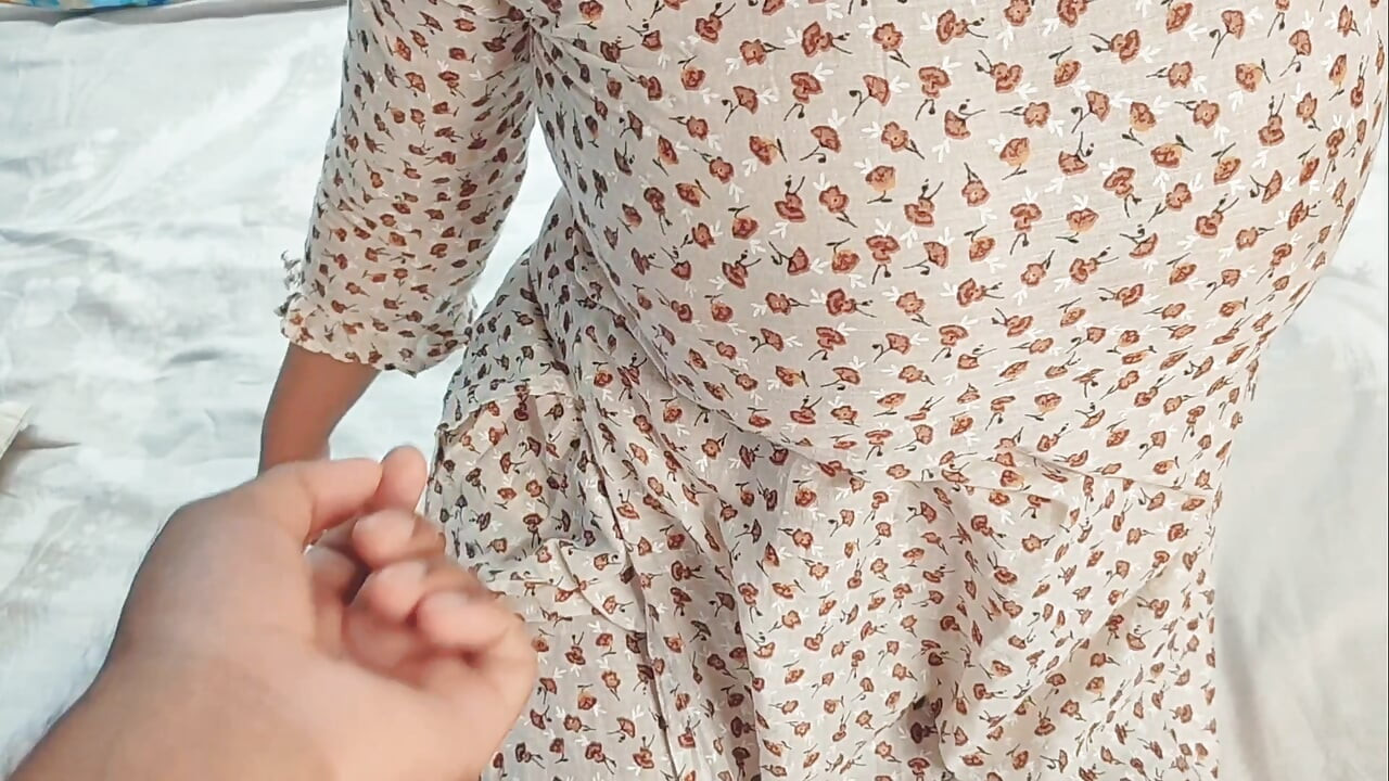 Selvagem bunda emociona quebrar o silêncio e inflamar a fome