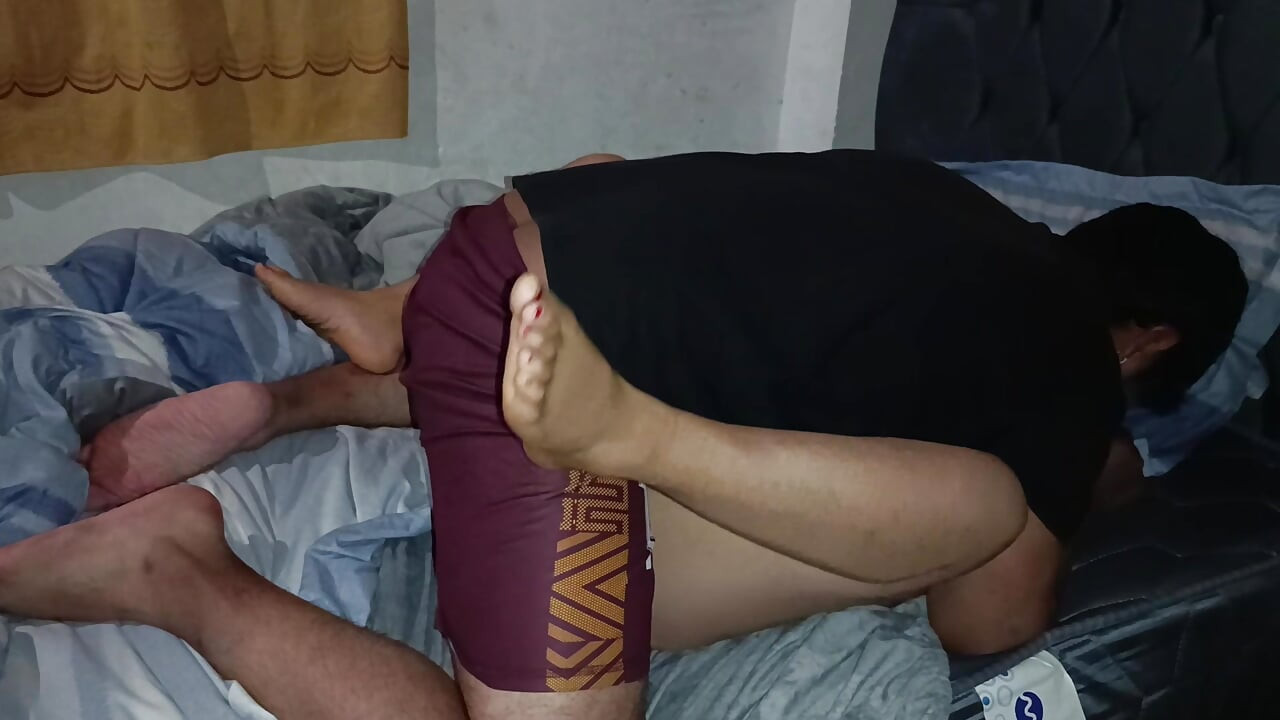 Ma copine sexy baise pour la première fois pour du contenu