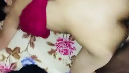 Подруга из колледжа раком XXX - красивую юную девушку дези туго трахнули в киску (хинди аудио)