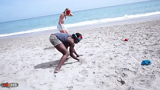 Макс Казанова: Comfort Challenge на пляже и секс в лесу с Ники Уэйном и Максом