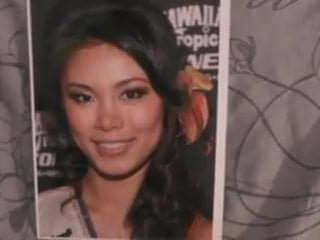 Foto-Gesichtsbesamung für wunderschönes asiatisches Mädchen.