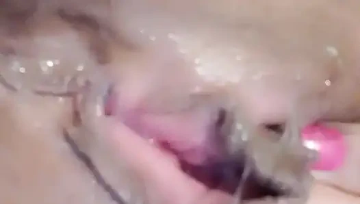 Zengin ve çekici bir eş