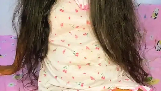 Kerala mallu evli kadın amcığını parmaklıyor ve anal seks yapıyor