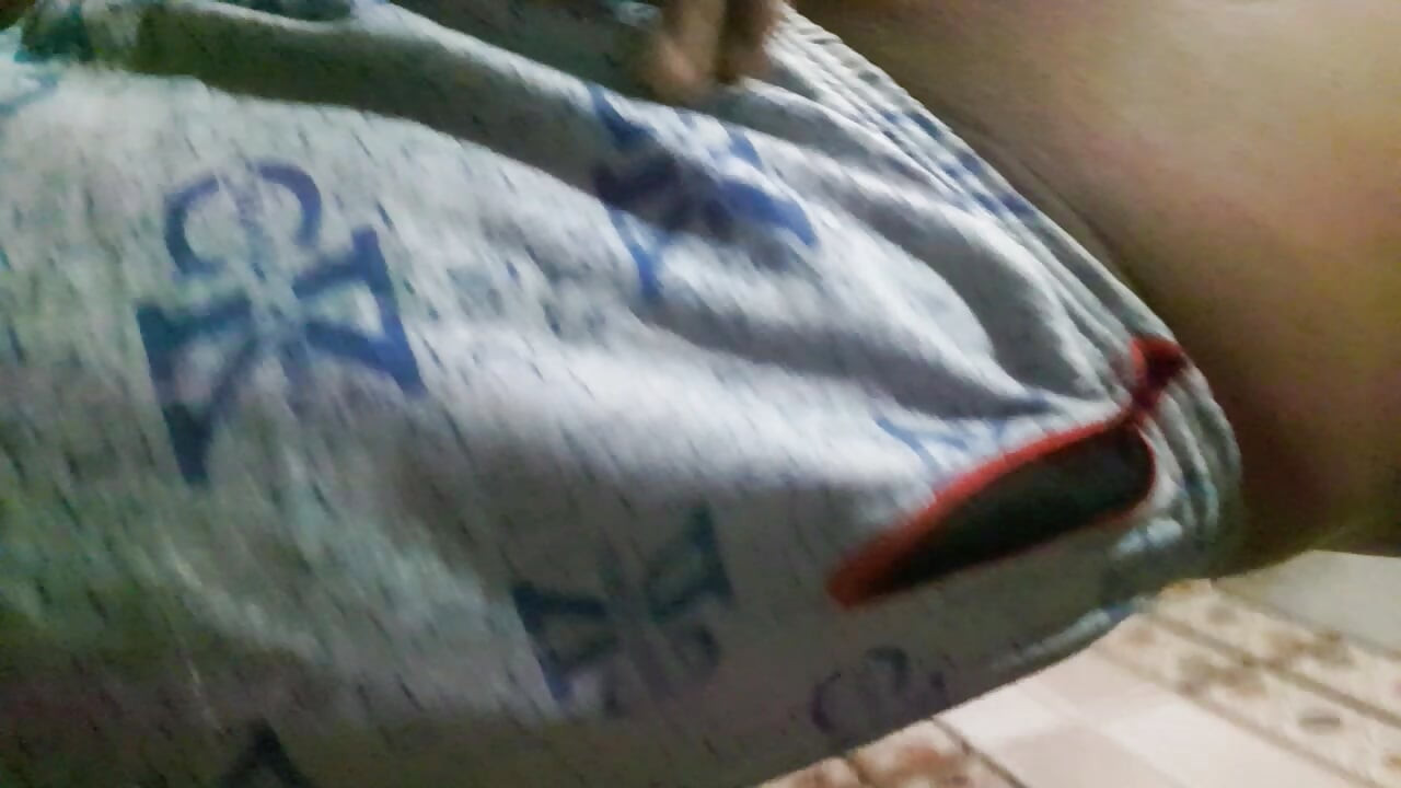 Ragazzo gay indiano paffuto