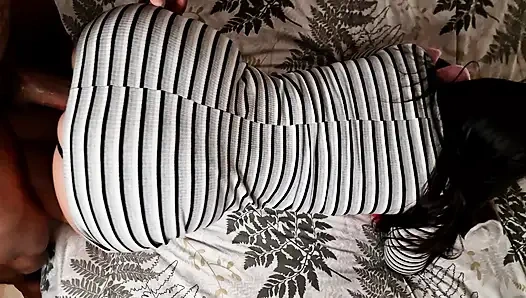 Birkaç xxx porno hayranı ilk kez prezervatifsiz seks yaparken kendilerini kaydediyor