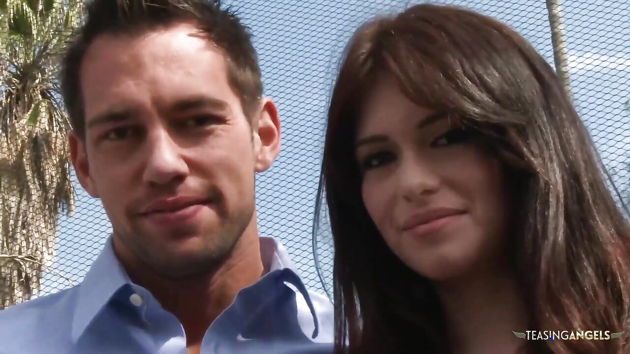 남친의 엉덩이에 따먹히는 걸 좋아하는 갈색 머리