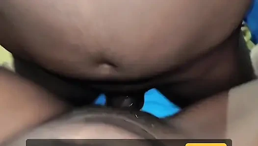 Bölüm 2. Üvey erkek kardeşim tarafından banyoda sikildim