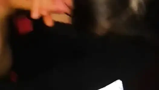 Dışarıda yarağımı emiyor