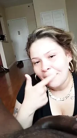 Latina sucking bbc
