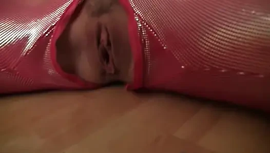 Flex schätzchen wird von ihrem meister gefickt!