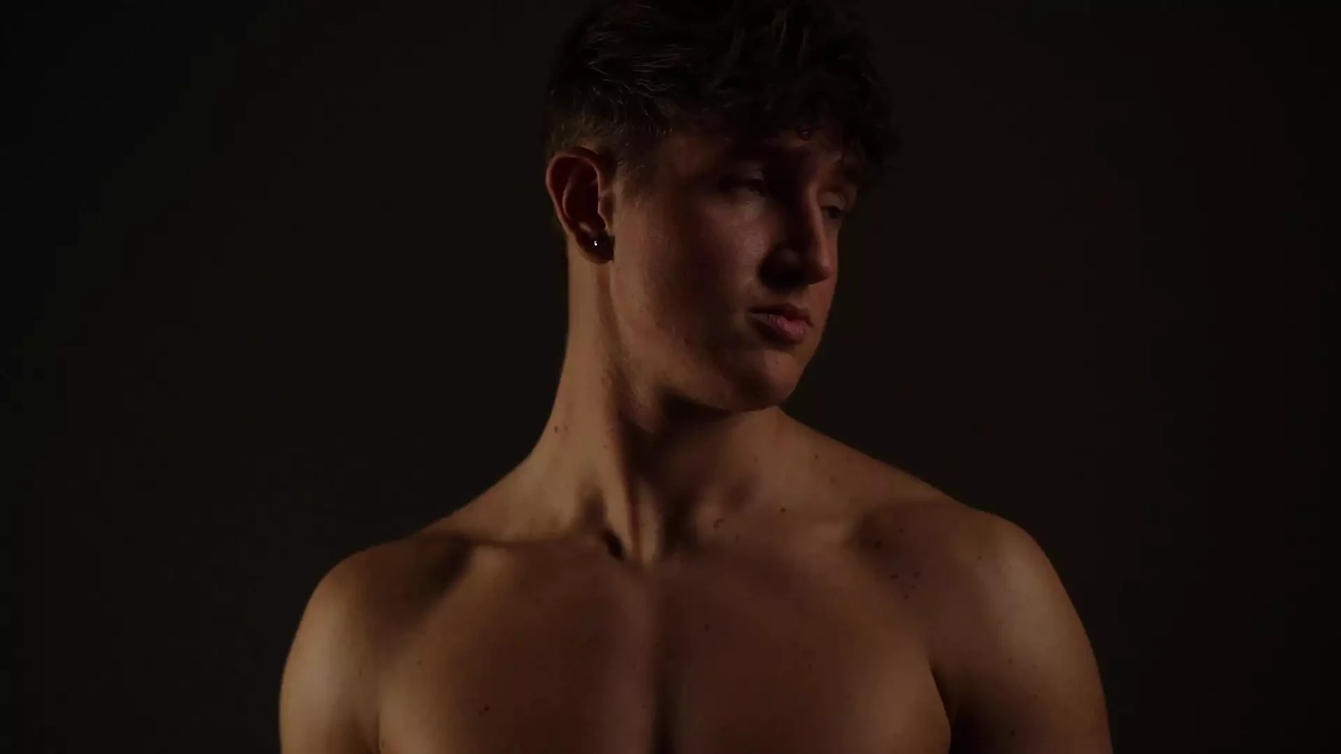 핫한 티저 -😈 Dark -Christian Levine