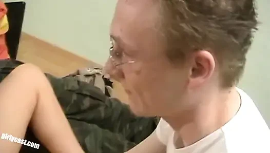 Teen anna erster großer schwarzer schwanz