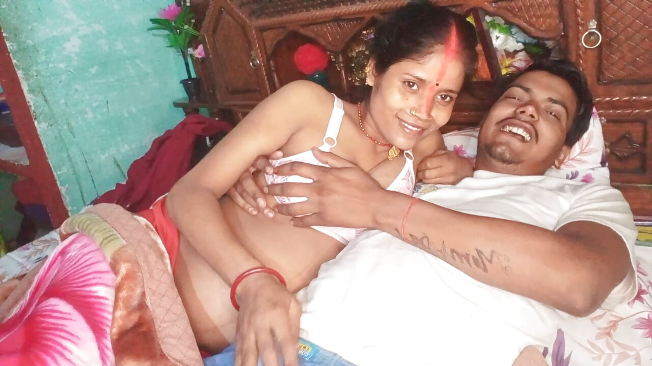 Rinki, my wife caught my land and sucked it a lot, Indian housewife