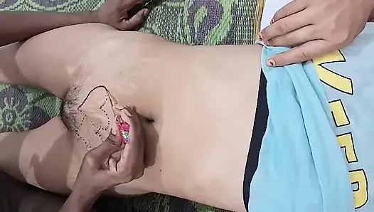 Design with mehndi in pussy (burr)