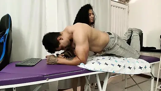 HE GIVES ME A MASSAGE