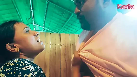 Hintli kavita ve tatya piknik çadırında sikişiyor