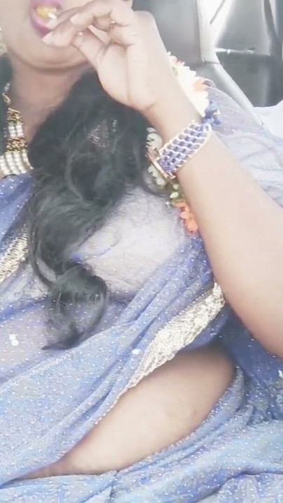 Car sex, telugu dirty talks, silk aunty with hyd driver crezy romantic journey | Clip 2