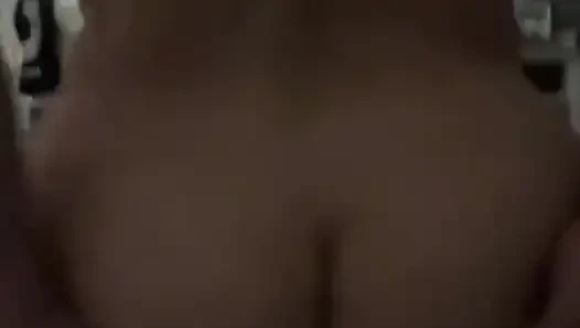 Обратная наездница в домашнем видео