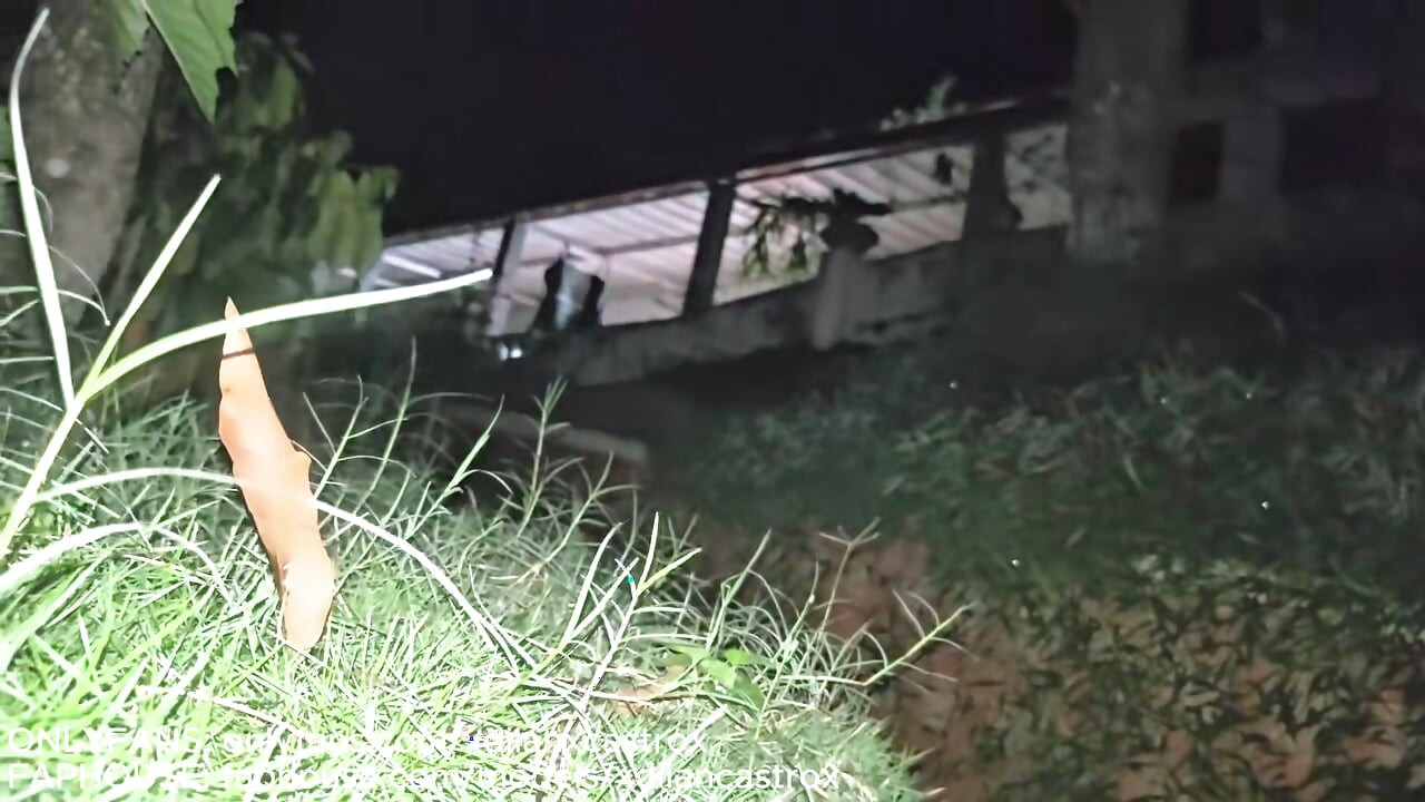 Cruising Fucking Bareback in Abandoned House with a Lumberjack