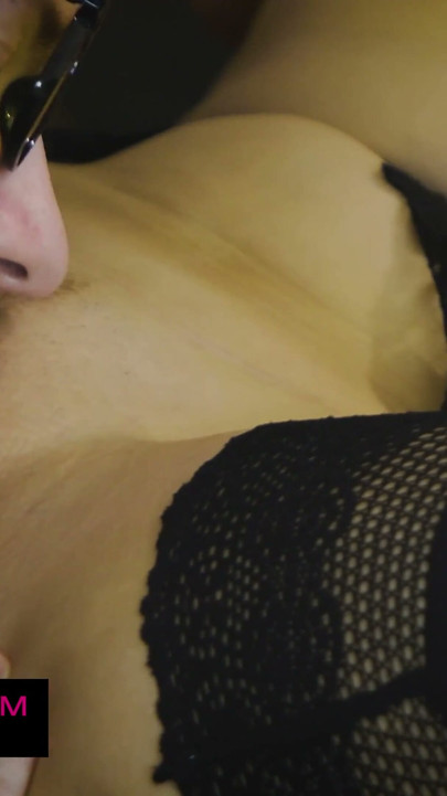 Sexy Photo Shoot Escalates Into Hot Threesome