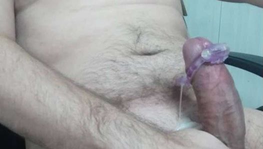 Vibrator makes me horny and Hands free powerful cumshot