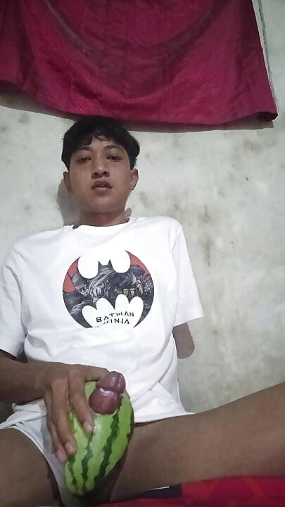 Red penis makes people #Hot#indo#asia#solo