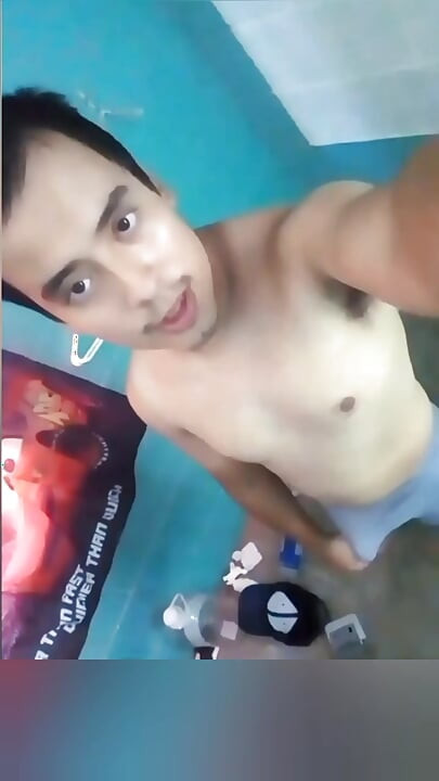 Jesus in excited boxer