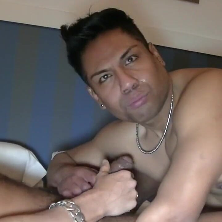 Adrian fucked raw by the pornstar Viktor Rom