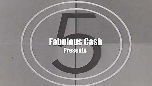 Sürtük hatun Skylar Vox bir profesyonel gibi biniyor ve emiyor