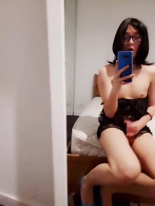 Tina Tan jackoff 2
