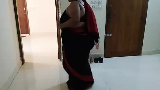 Stepson Fucking While Undress Saree Indian Hot Stepmom for Valentine 2023 - Anal Fuck & Celebration