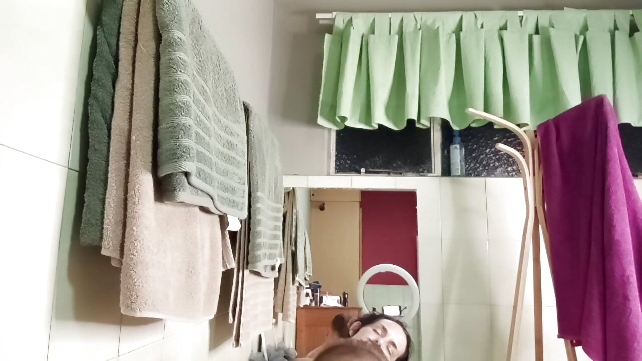 Getting to Know My Roommate