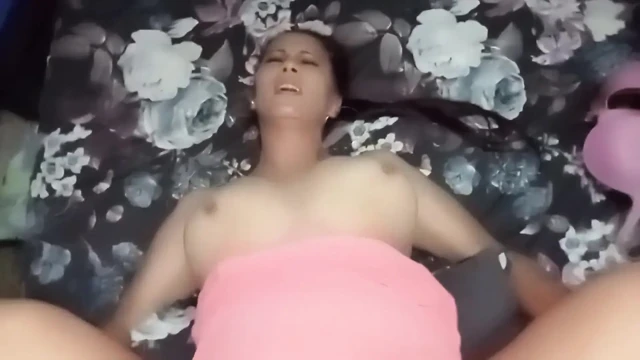 Single Desperate Stepmom Fucks Landlord to Pay for Rent