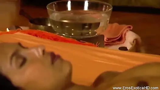 Tantrik lezbiyen enerji borsası