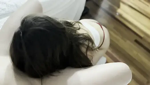 Tetanggaku yang baru 18 tahun ngasih aku ngentot saat suaminya lagi di rumah - amatir pov 4k - bagian 1
